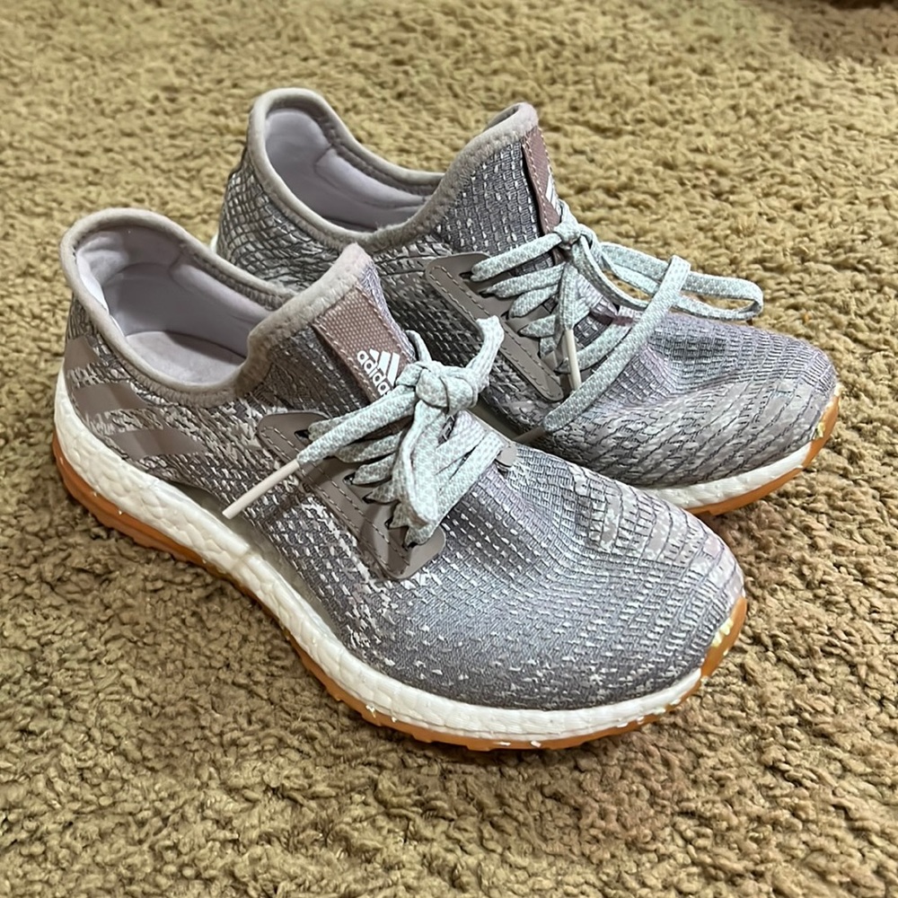 Adidas womens shoes size 5.5